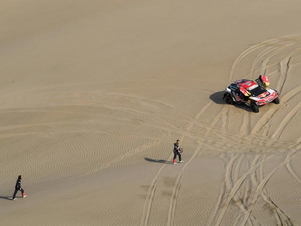 Dakar 2018 Stage 5 Updates: Aravind KP Crashes Out, CS Santosh Keeps It Steady