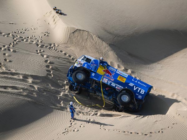 Dakar 2018 Stage 5 Updates: Aravind KP Crashes Out, CS Santosh Keeps It Steady