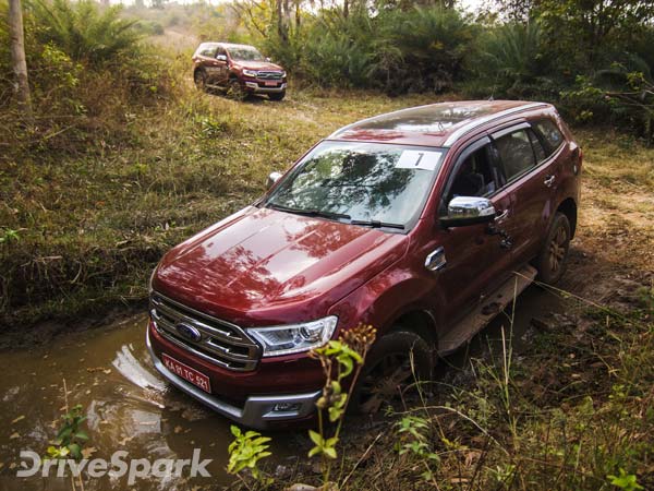 Ford Endeavour 2.2-Litre Titanium Variant Gets Sunroof Option