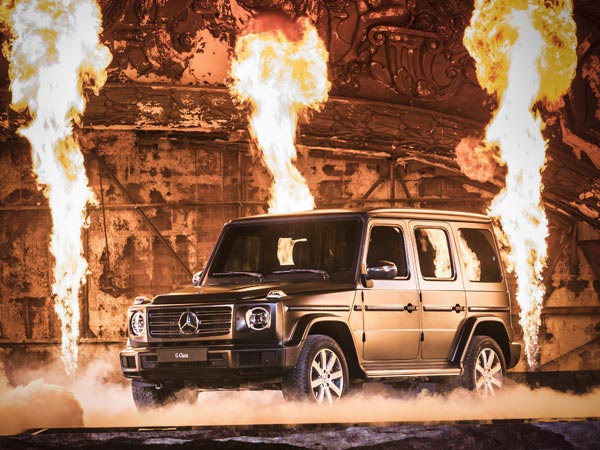 2018 Detroit Auto Show: Mercedes G-Class Unveiled
