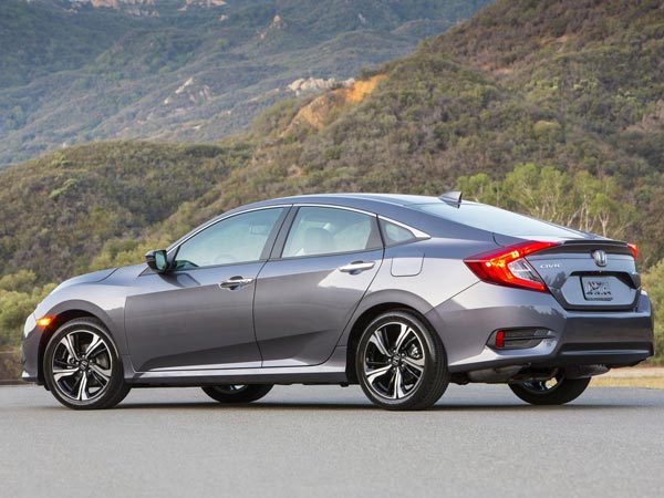 Auto Expo 2018: Honda To Showcase Civic Sedan And CR-V SUV