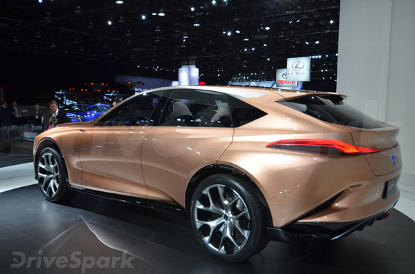 2018 Detroit Auto Show: Lexus LF-1 Limitless Concept Revealed