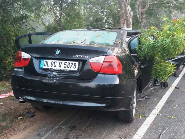 BMW 3-Series Sedan Mangled In A Horrific Crash