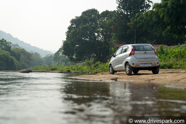 Review: Datsun redi-GO 1.0 AMT First Drive
