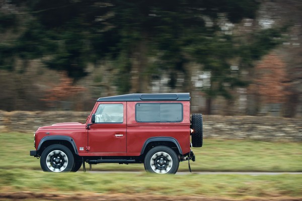 land rover defender works v8