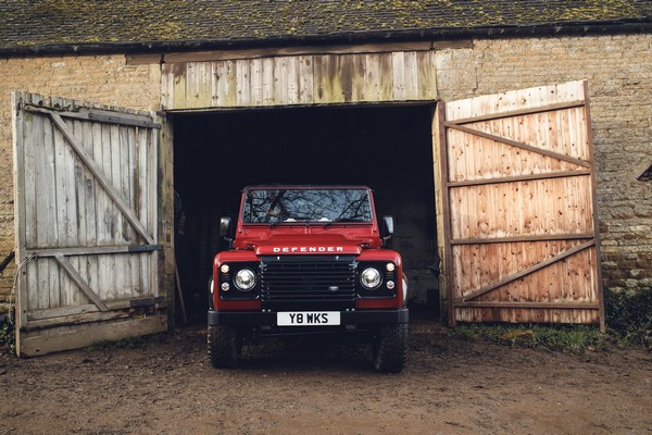 land rover defender works v8 front profile