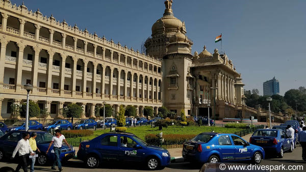 First Public Electric Vehicle Charging Station Set Up In Bangalore