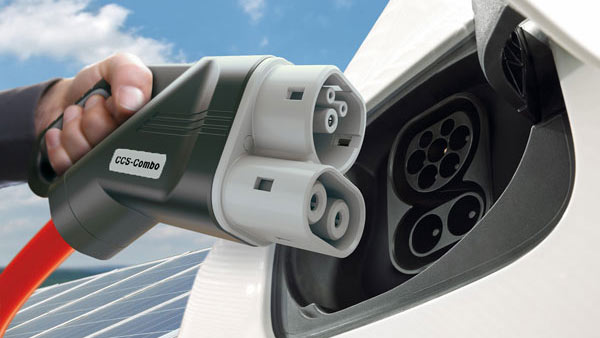 First Public Electric Vehicle Charging Station Set Up In Bangalore