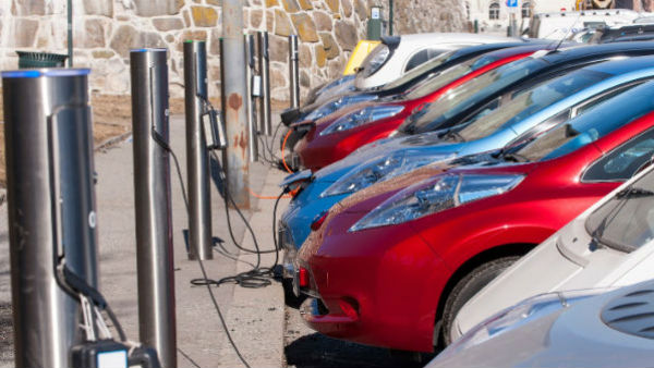 Indian Railway Stations To Get Electric Vehicle Charging Points