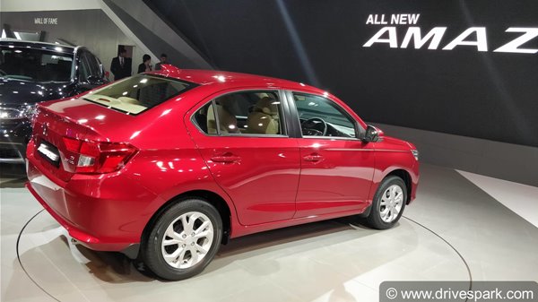 New Honda Amaze 2018 Top Features: New Front Design, Interiors, New CVT Gearbox, Safety Features & More New Honda Amaze 2018 Top Features: New Front Design, Interiors, New CVT Gearbox, Safety Features & More