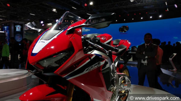 Auto Expo 2018: Honda CBR1000RR Fireblade SP Showcased