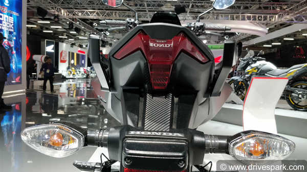 Honda X-Blade First Look Review — Design, Specifications, Features And Expected Launch & Price Honda X-Blade First Look Review — Design, Specifications, Features And Expected Launch & Price