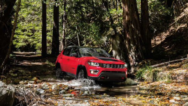 Jeep Compass Trailhawk Spied Testing In Mumbai; Expected Launch Date & Price, Specifications, Features & Images