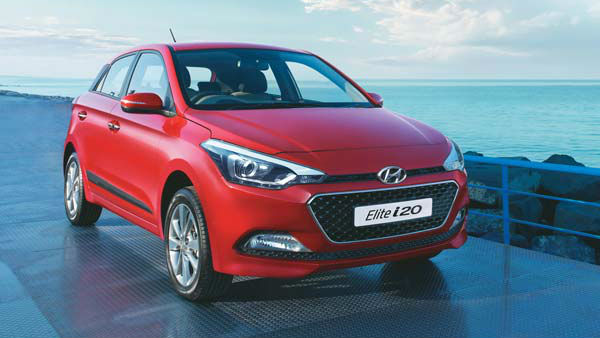 New Hyundai i20 Facelift Vs Old Hyundai i20 Comparison: Key Upgrades, Price, Specifications, Features & Mileage New Hyundai i20 Facelift Vs Old Hyundai i20 Comparison: Key Upgrades, Price, Specifications, Features & Mileage