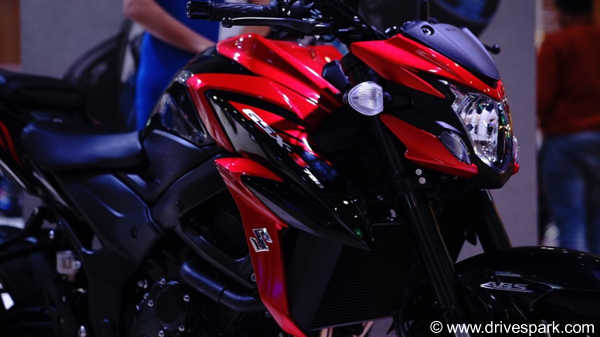 Auto Expo 2018: Suzuki GSX-S750 Unveiled - Expected Launch, Price, Specifications, Features & Images