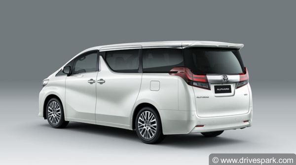 Auto Expo 2018: Toyota Alphard Luxury MPV To Be Showcased