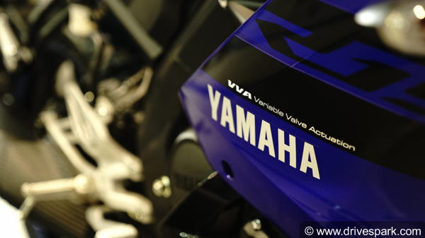 Yamaha YZF-R15 V3.0 Top Features You Should Know: New Design, Engine, Slipper Clutch & MoreYamaha YZF-R15 V3.0 Top Features You Should Know: New Design, Engine, Slipper Clutch & More