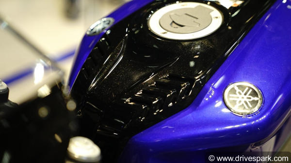 Yamaha YZF-R15 V3.0 Top Features You Should Know: New Design, Engine, Slipper Clutch & MoreYamaha YZF-R15 V3.0 Top Features You Should Know: New Design, Engine, Slipper Clutch & More