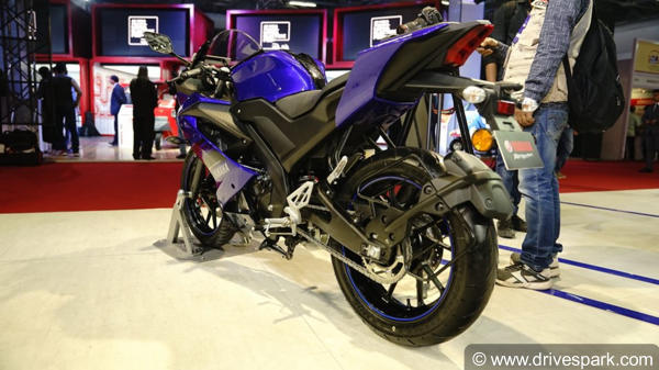 Yamaha YZF-R15 V3.0 Top Features You Should Know: New Design, Engine, Slipper Clutch & MoreYamaha YZF-R15 V3.0 Top Features You Should Know: New Design, Engine, Slipper Clutch & More