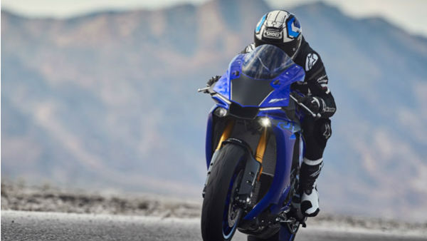 2018 Yamaha R1 Price Reduced By Rs 2.57 Lakh