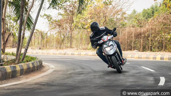 Aprilia SR125: First Ride Review