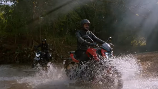 Bajaj Dominar 400 'Haathi Mat Paalo' New Ads Reeleased