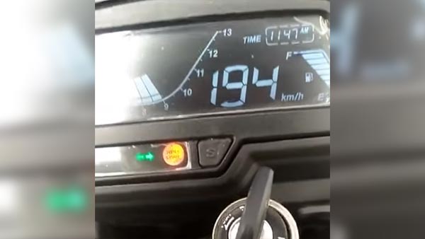 Bajaj Dominar 400 Hits 194km/h With Stock ECU