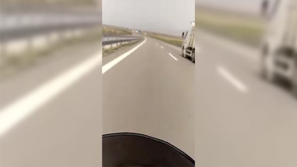 Bajaj Dominar 400 Hits 194km/h With Stock ECU