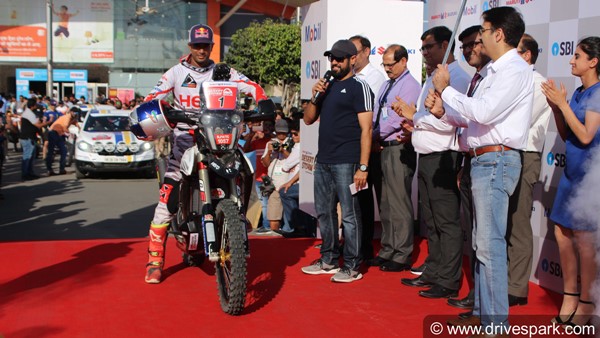 Maruti Suzuki Desert Storm 2018: CS Santosh Crashes Out In Stage 3 Maruti Suzuki Desert Storm 2018: CS Santosh Crashes Out In Stage 3