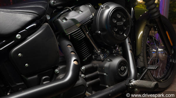 2018 Softail Harley Davidson Street Bob Review