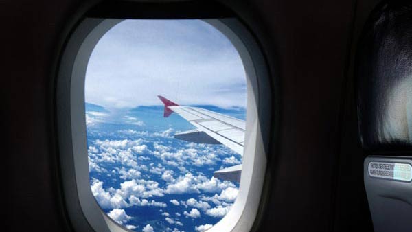 Why Are Plane Windows Round? — The Interesting Reason For Round Aeroplane Windows Explained!