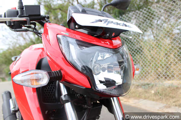 2018 TVS Apache RTR 160 4V: Top Speed, Mileage, Acceleration, Fuel Capacity, Weight & More
