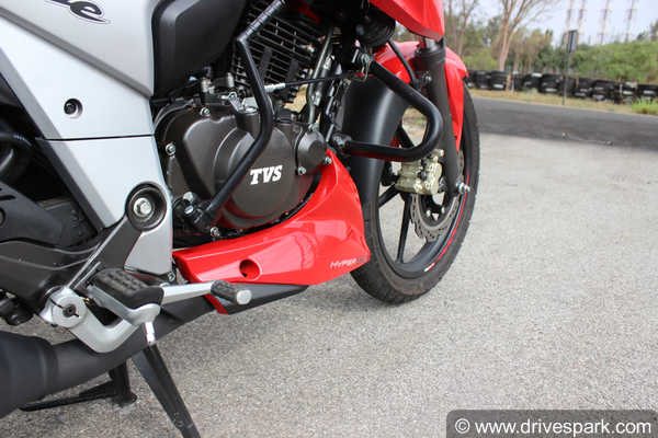 TVS Apache RTR 160 4V First Ride Review — A True Entry-Level Race Machine