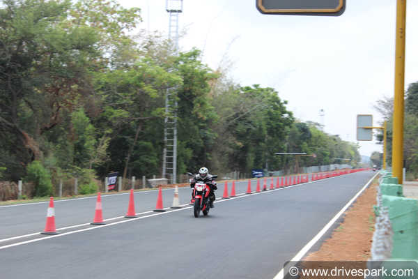 TVS Apache RTR 160 4V First Ride Review — A True Entry-Level Race Machine