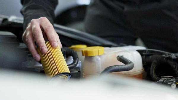 Water In The Fuel Tank Of Your Car? — Here Are The Problems, Symptoms & Solutions!