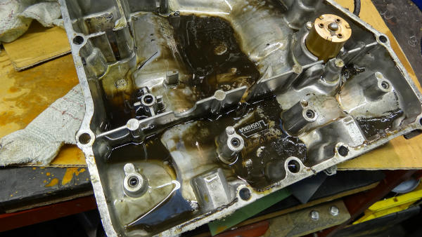 Water In The Fuel Tank Of Your Car? — Here Are The Problems, Symptoms & Solutions!