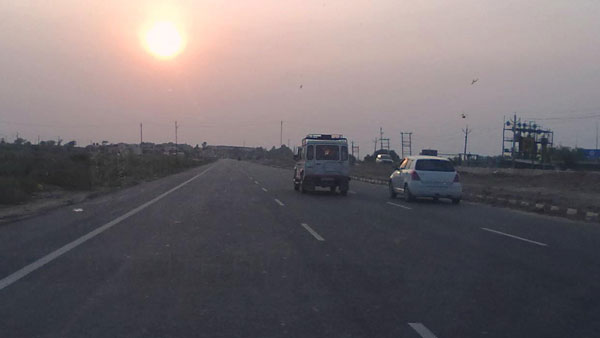 India To Get Super Expressway Soon; To connect Delhi And Mumbai