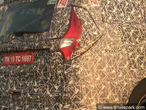 Exclusive: Mahindra U321 MPV Spotted Testing In Chennai