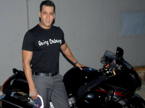Salman Khan And Jacqueline Fernandez Ride Royal Enfield In Ladakh