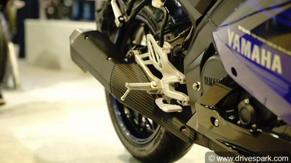 Yamaha R15 V3.0: Top Speed, Mileage, Acceleration, Fuel Capacity, Weight & More