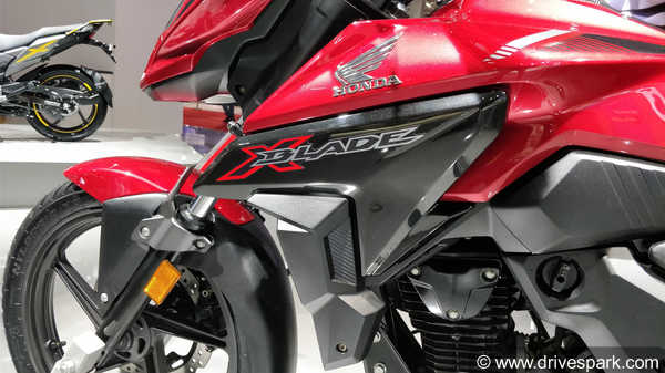Honda X-Blade Disadvantages (Cons) and Advantages (Pros): LED Headlight, Dual-Port Exhaust And More