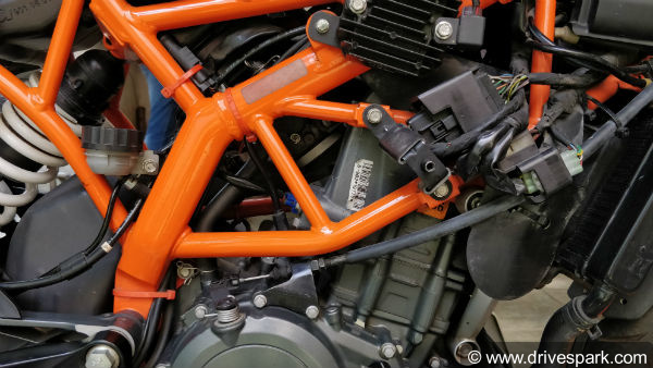 KTM 390, KTM 200 And Superbikes Performance Parts And ECU Flash In India KTM 390, KTM 200 And Superbikes Performance Parts And ECU Flash In India