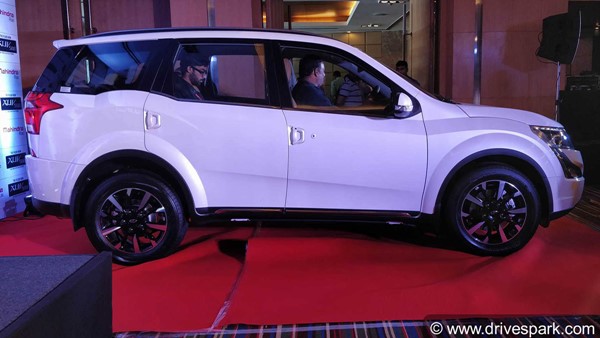 2018 Mahindra XUV500 Top Variant In High Demand; Bookings Doubled Since Launch