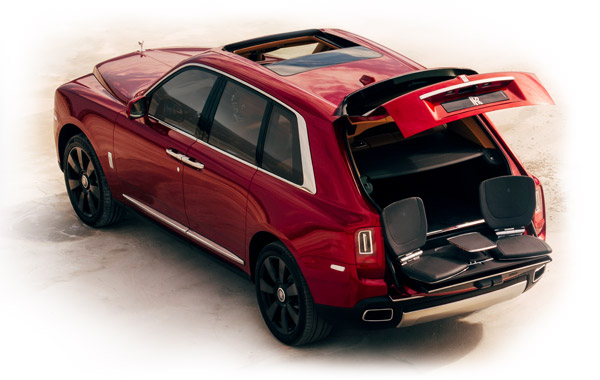 Rolls-Royce Cullinan SUV Revealed — Rivals The Bentley Bentayga W12