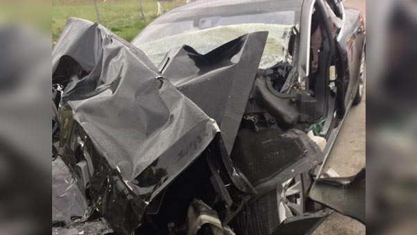 A Tesla Model S Crashes Into A Fire Engine: The Latest Tesla Model S Accident Took Place In South Jordan