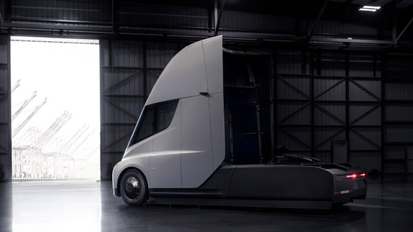 More Tesla Semi Truck News Prior To Launch: The EV Truck Has A Range Of Almost 1000 Kilometres
