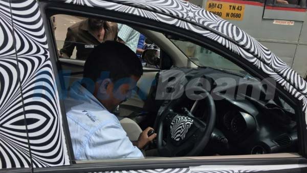 New 2018 Hyundai Santro Interiors Spied For The First Time; Launch Expected During This Festive Season