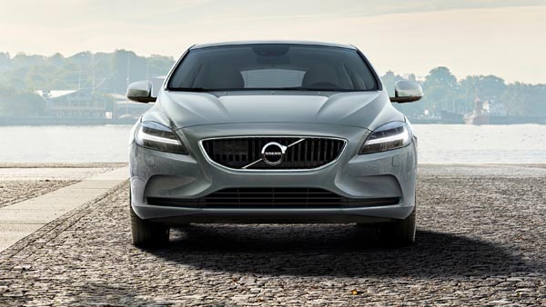 Volvo Offers Test Drive Service Of V40 Through Amazon Prime UK; 45 Minute Drive With Volvo Specialist