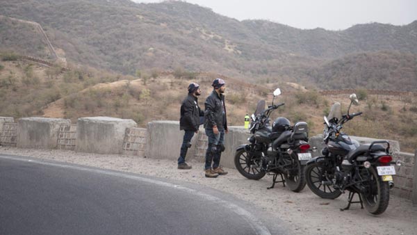 Bajaj Auto Launches Avenger FLG Rides 2018-19