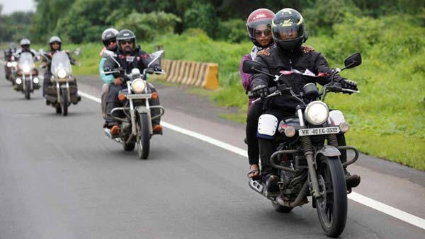 Bajaj Auto Launches Avenger FLG Rides 2018-19